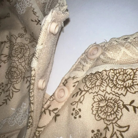 Glamorette Beige Floral Snap Button Front Closure Lingerie Wire Free Bra Size 36 - Picture 3 of 5